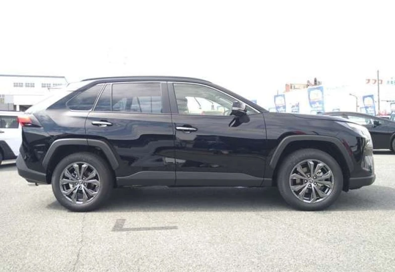 Toyota RAV4 Черный