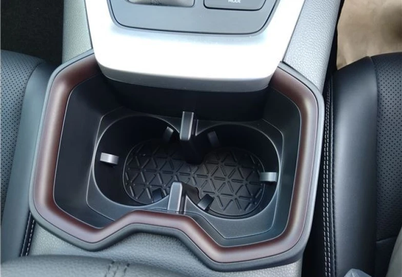 Toyota RAV4 Черный
