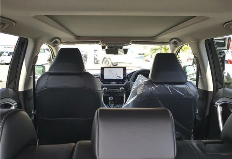 Toyota RAV4 Черный