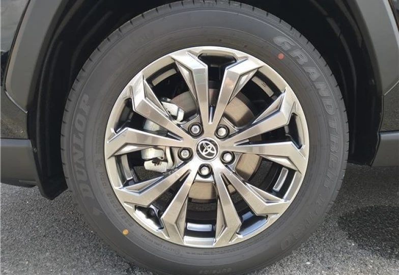 Toyota RAV4 Черный