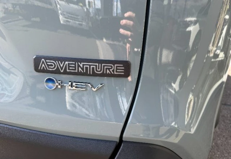Toyota RAV4 Зеленый