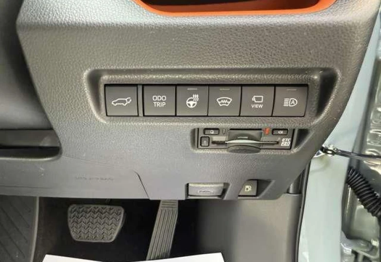 Toyota RAV4 Зеленый