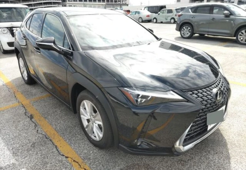 Lexus UX Черный