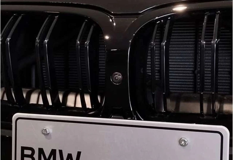 BMW M8 Черный