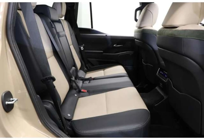 Lexus GX Бежевый