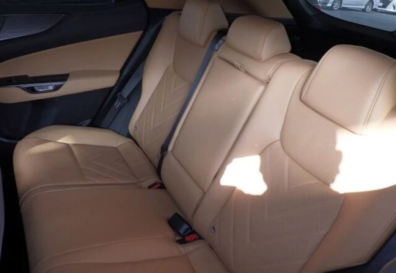 Lexus NX Белый