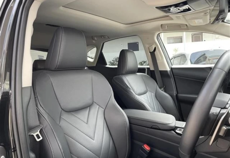 Lexus NX Черный