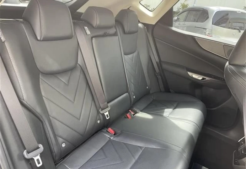 Lexus NX Черный