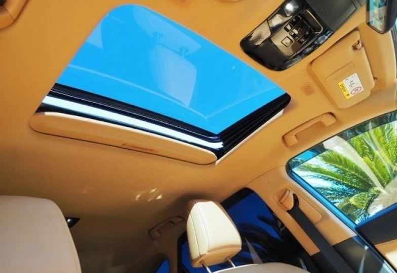 Lexus NX Красный