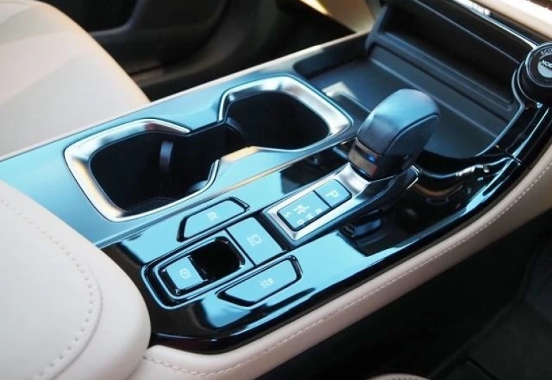 Lexus NX Красный