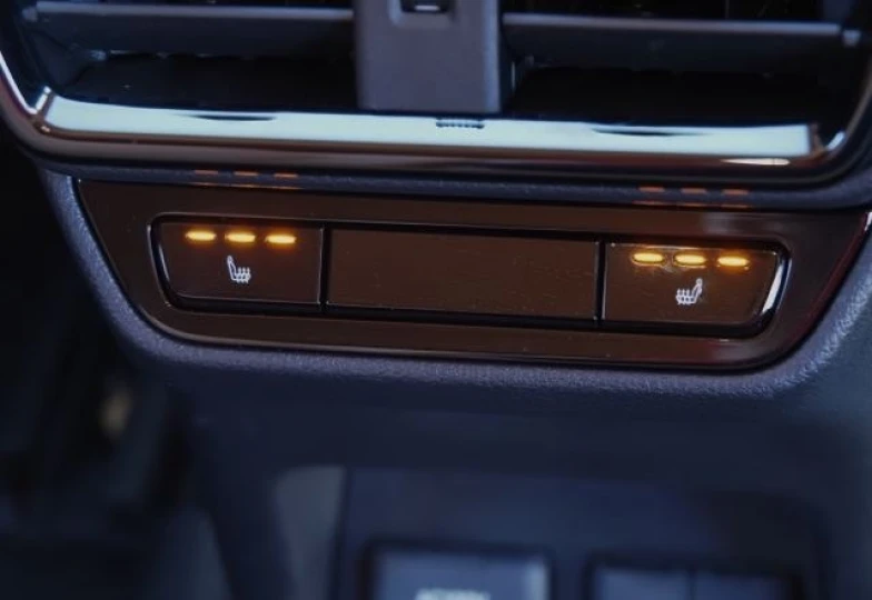 Lexus NX Красный