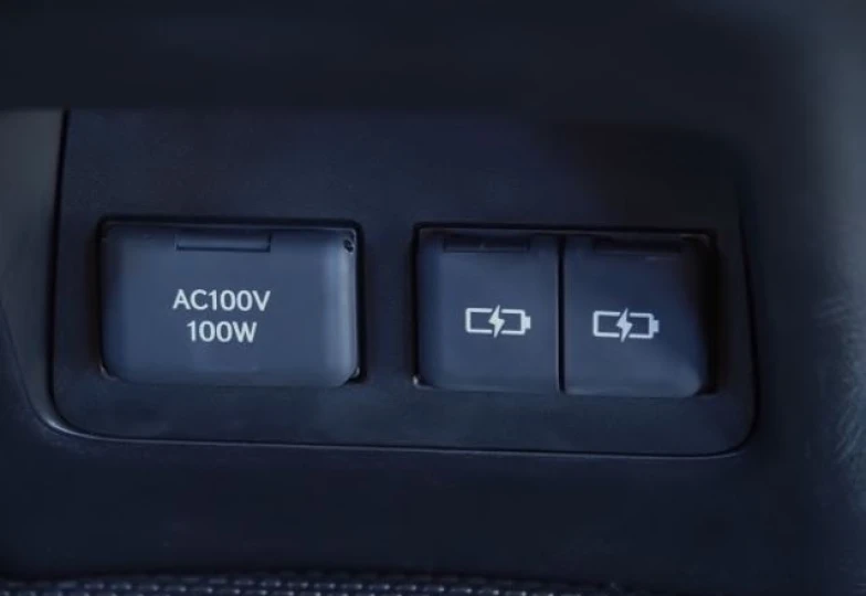 Lexus NX Красный