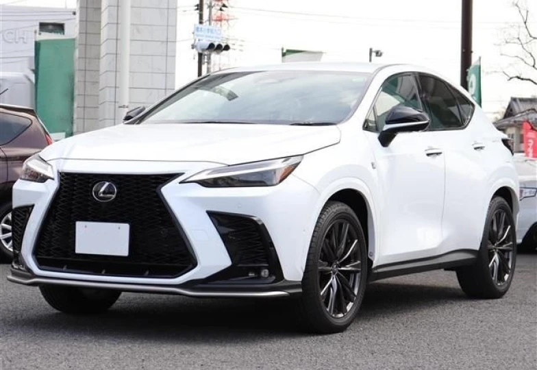Lexus NX Белый