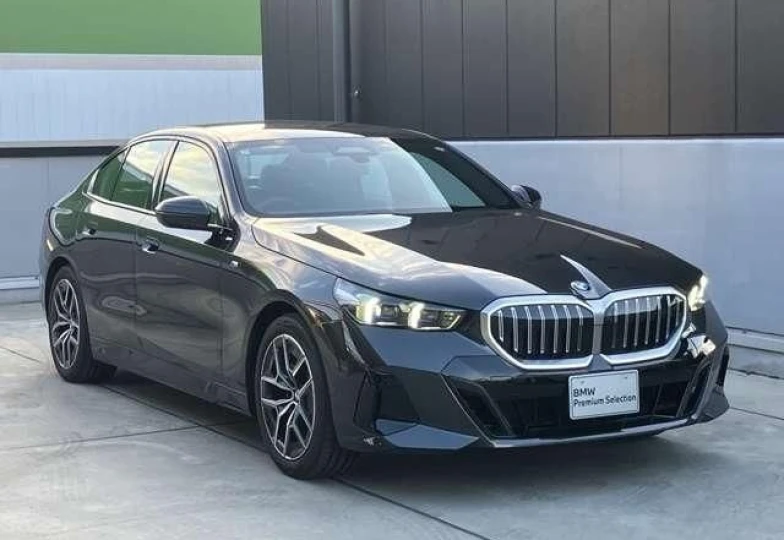BMW 5 series Черный