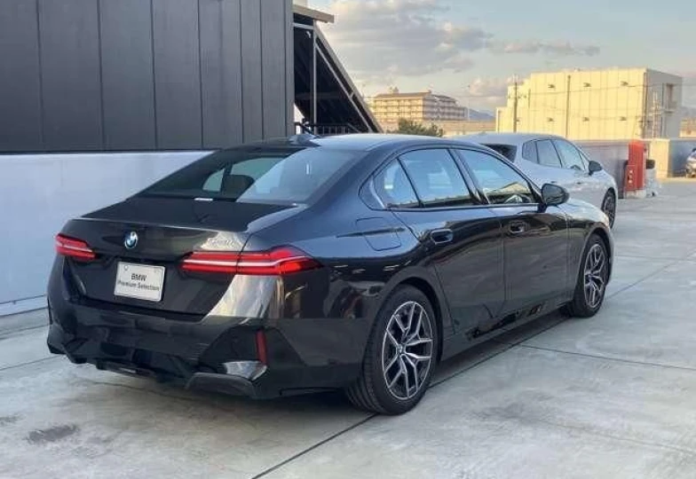 BMW 5 series Черный