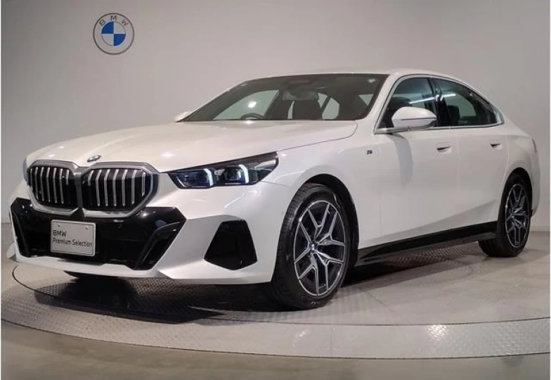 BMW 5 series Белый