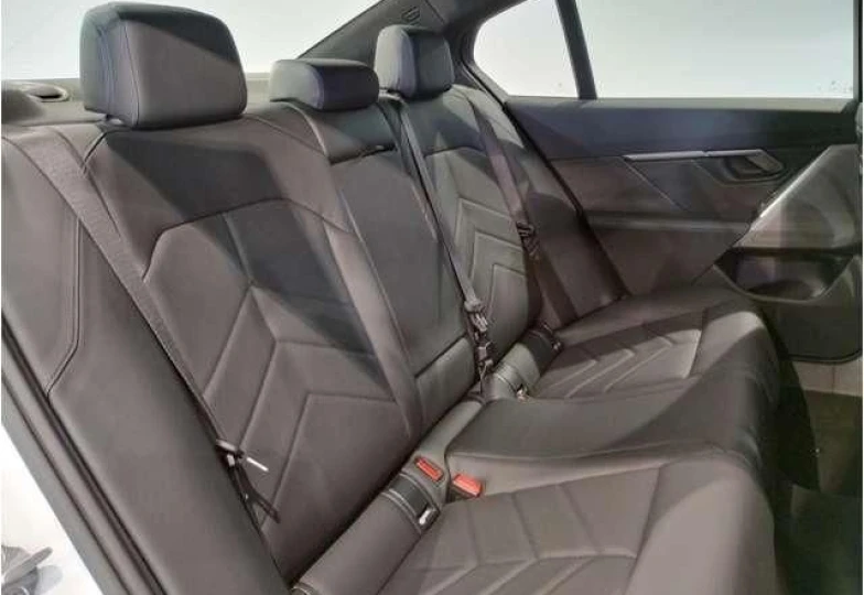 BMW 5 series Белый
