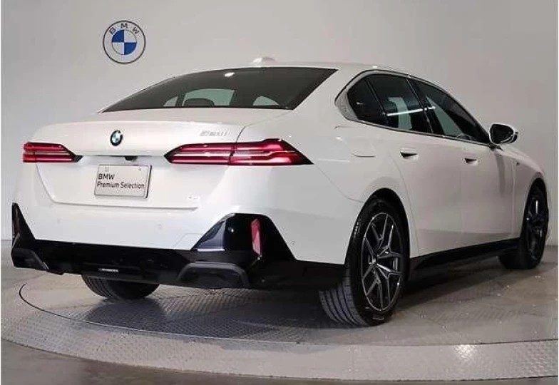 BMW 5 series Белый