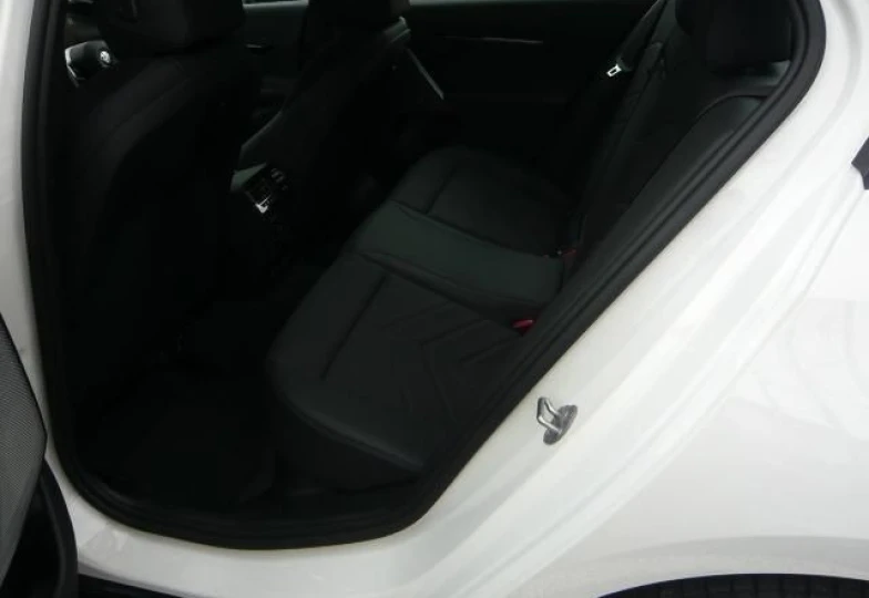 BMW 5 series Белый