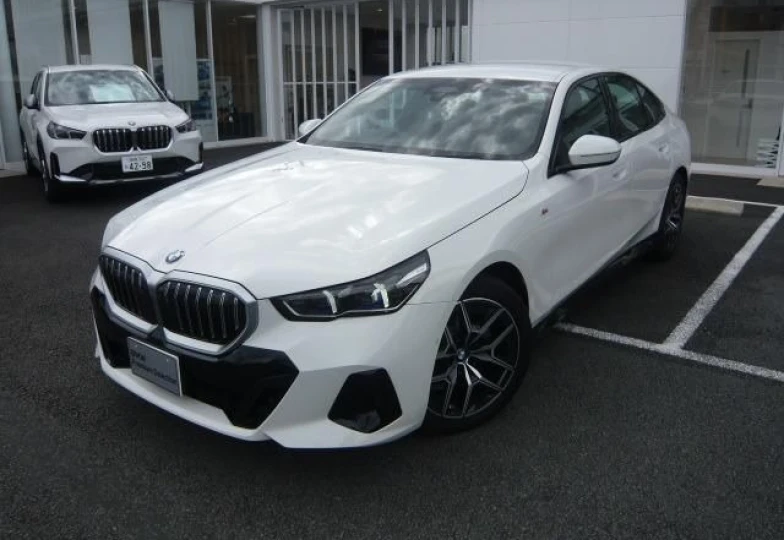 BMW 5 series Белый