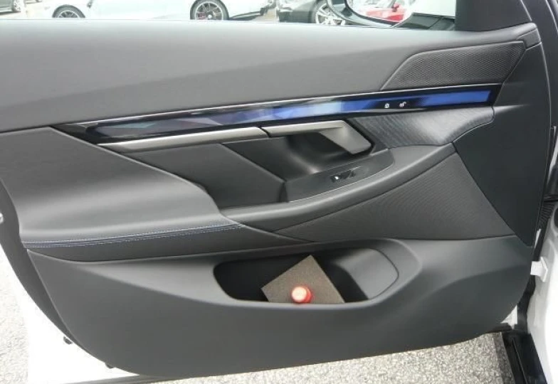 BMW 5 series Белый