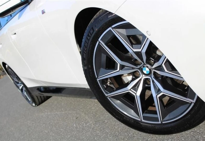 BMW 5 series Белый