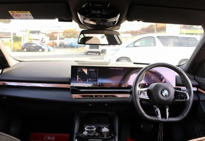 BMW 5 series Белый