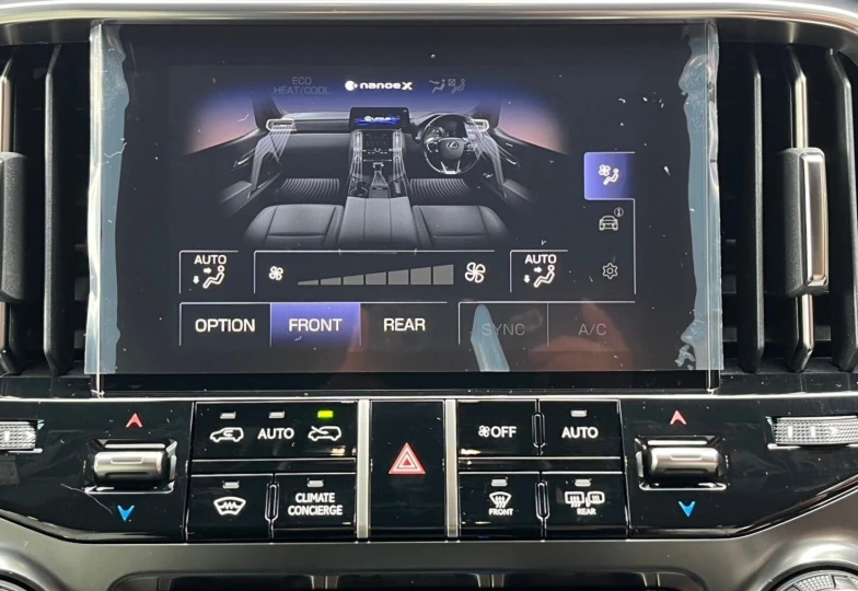 Lexus LX Зеленый