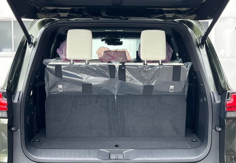 Lexus LX Зеленый
