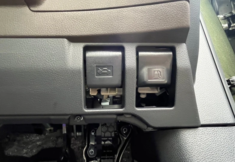 Lexus LX Зеленый