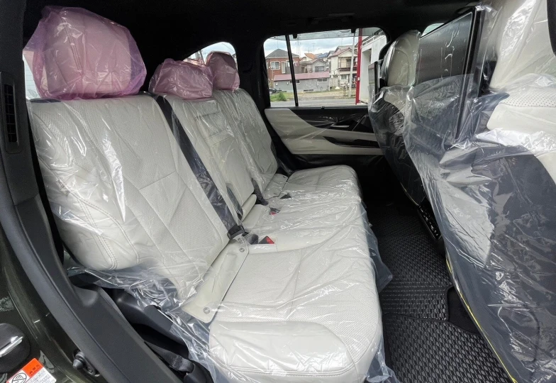 Lexus LX Зеленый