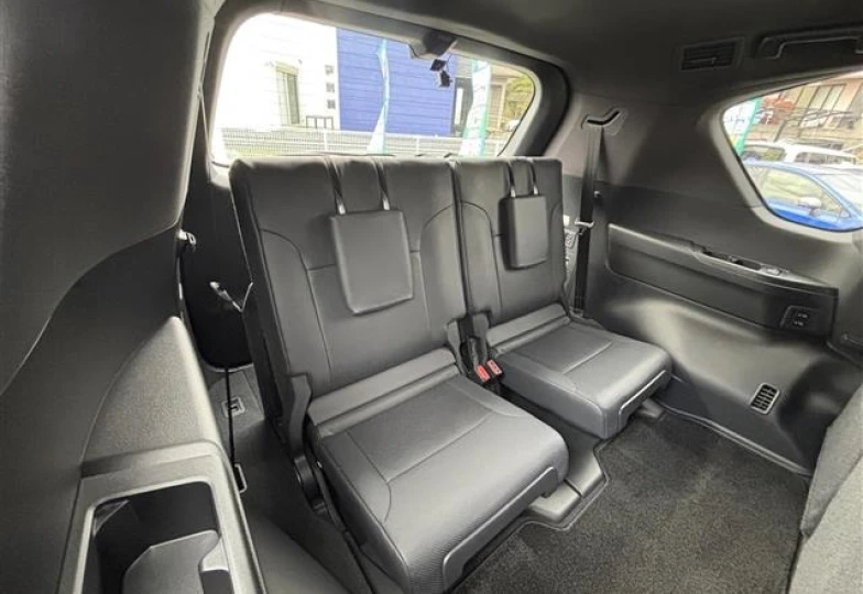 Lexus LX Черный