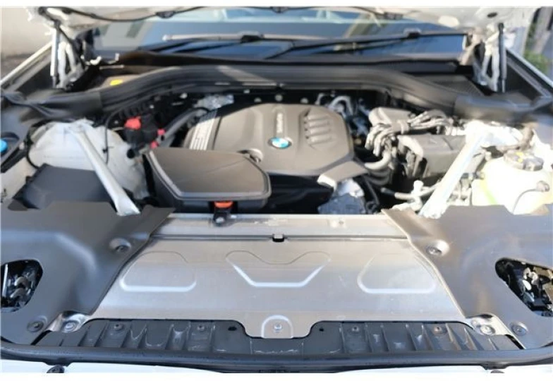 BMW X4 Белый