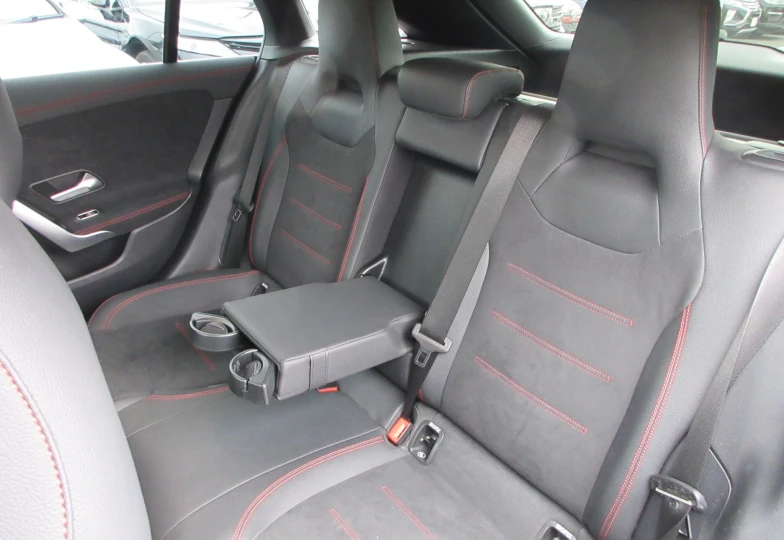 Mercedes CLA-class Серый