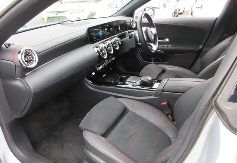 Mercedes CLA-class Серый