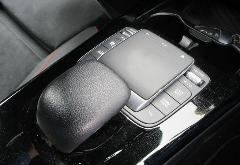 Mercedes CLA-class Серый
