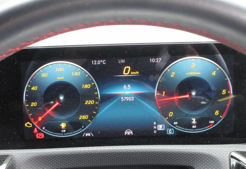 Mercedes CLA-class Серый