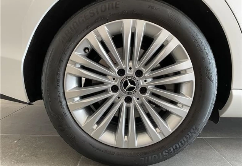 Mercedes C class Белый