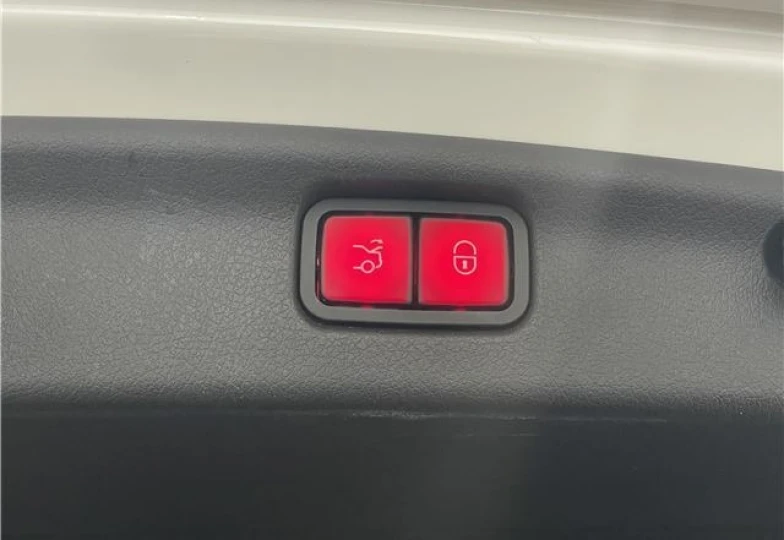 Mercedes C class Белый