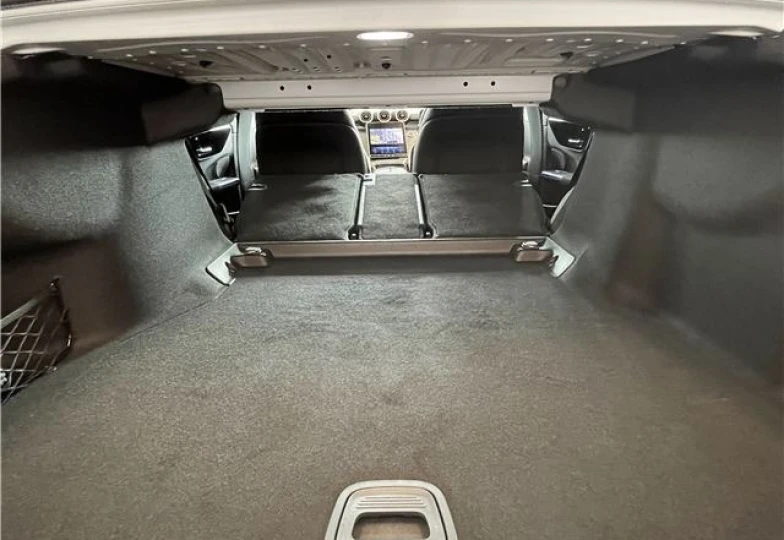 Mercedes C class Белый