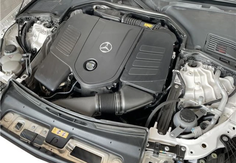 Mercedes C class Белый