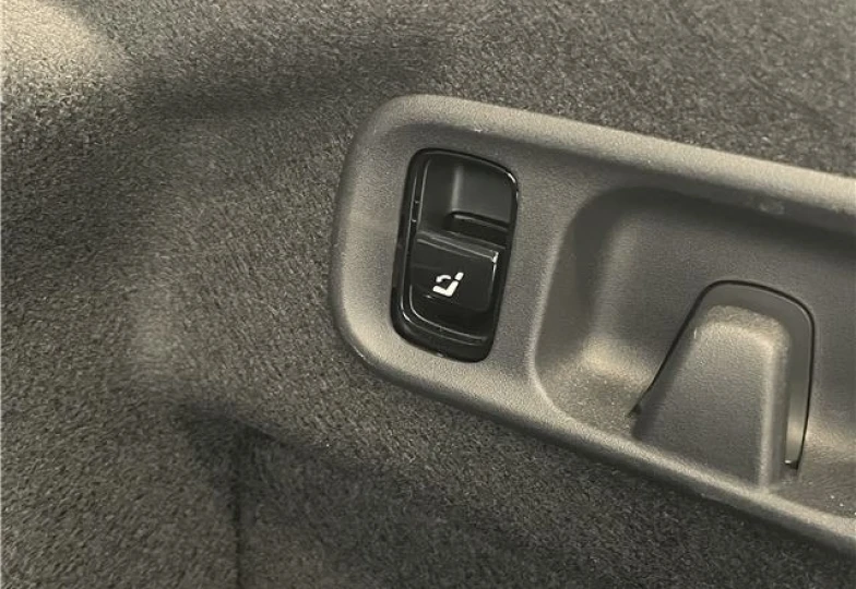 Mercedes C class Белый