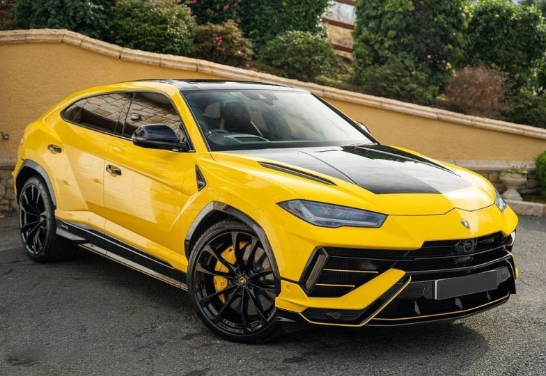 Lamborghini Urus Желтый