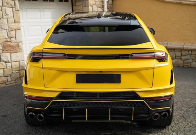 Lamborghini Urus Желтый