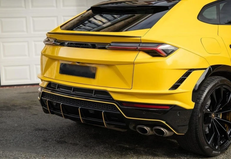 Lamborghini Urus Желтый