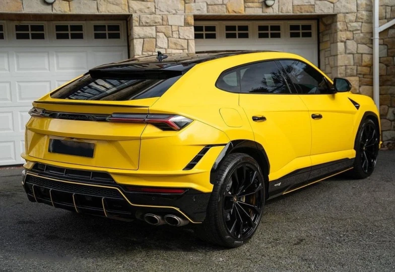 Lamborghini Urus Желтый