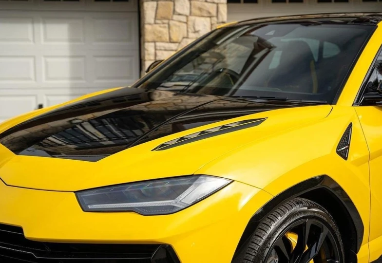 Lamborghini Urus Желтый