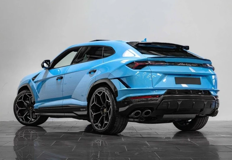 Lamborghini Urus Синий