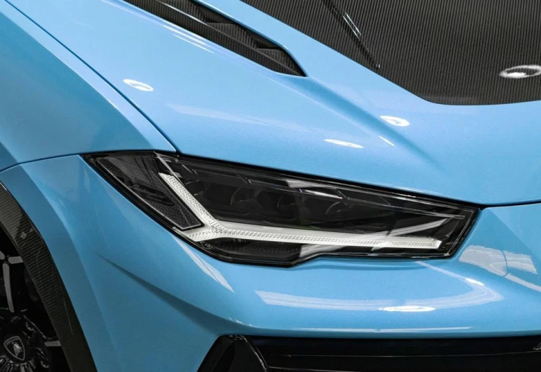 Lamborghini Urus Синий