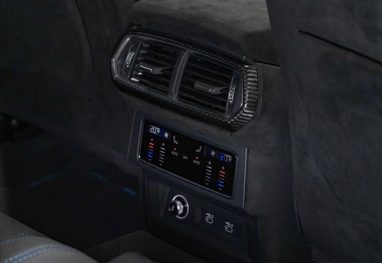Lamborghini Urus Синий